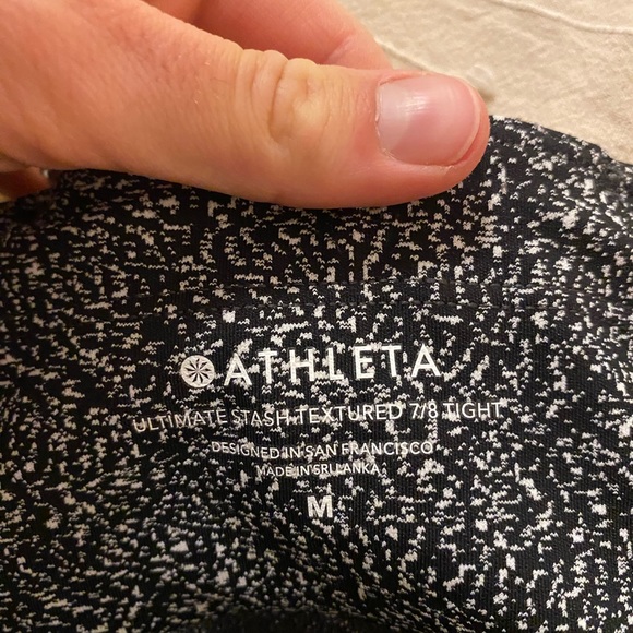 Athleta 7/8 Ultimate Stash Textured Tights! - Picture 2 of 5